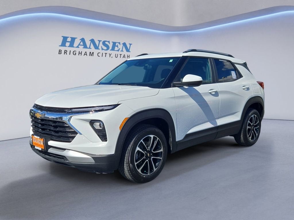 2025 Chevrolet Trailblazer LT in Summit White — front three-quarter view
